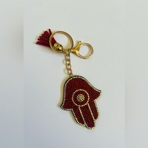 NEW Red and Gold Tone Hamsa Hand Keychain❤️🪬